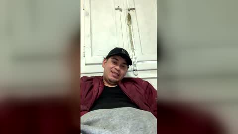 Snapshot of duocaliente310037 chatting on February 2026 03:42:01 PM duocaliente310037 online show from February 2026 03:42:01 PM