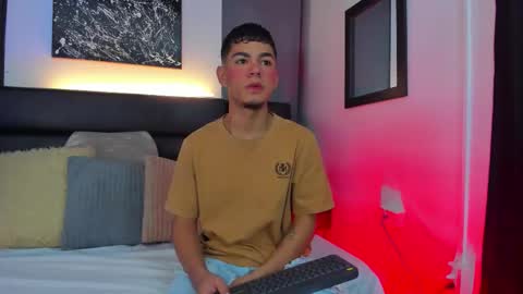 Thomas and Noah online show from September 2025 12:15:02 PM