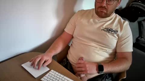 FloFrenchCurv288 online show from April 2026 05:40:01 PM