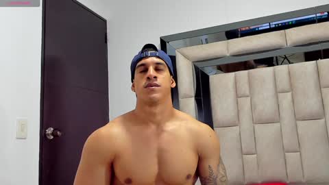 duran_dhikol1 online show from January 2025 09:51:02 PM