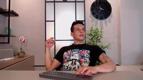 Dustin Sonne online show from February 2025 06:24:01 AM