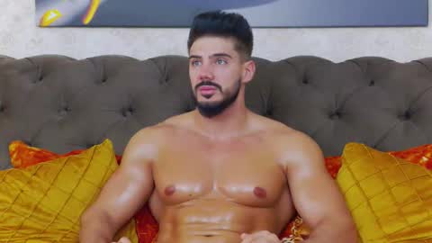 Dustin online show from October 2025 02:39:02 AM