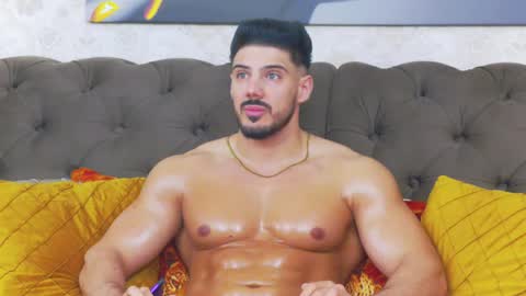 Dustin online show from April 2026 04:10:02 AM