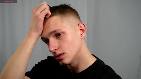 Dustyn online show from January 2025 02:08:02 PM