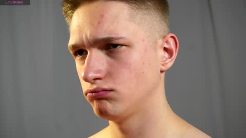 Dustyn online show from January 2025 06:10:01 PM