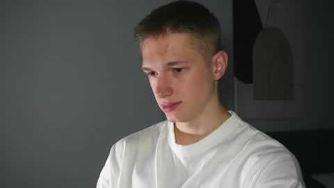 Dustyn online show from January 2025 10:06:01 AM