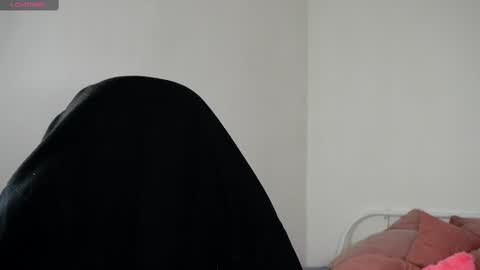 Dustyn online show from February 2025 05:49:02 PM