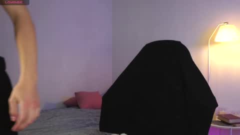 Dustyn online show from February 2025 05:29:01 PM