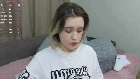 Dusya online show from February 2025 09:31:02 AM