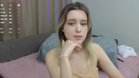 Dusya online show from February 2025 10:50:01 AM