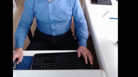 dutchpornking2 online show from November 2025 07:40:01 AM