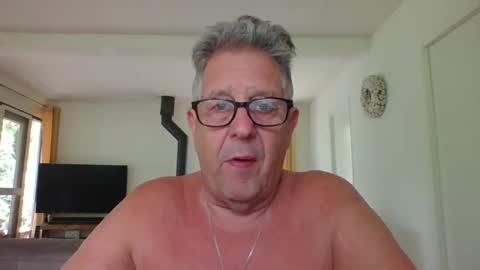 dutchsmooth online show from May 2026 12:02:01 PM