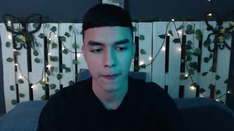 duvan_montes online show from November 2025 01:33:02 PM