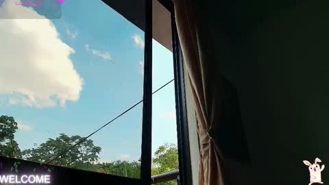 dwayne_brown online show from October 2025 07:03:02 PM