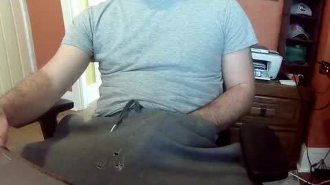 dweav240 online show from October 2025 07:10:02 PM