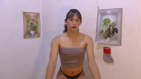 dy_namite online show from March 2026 06:25:02 PM