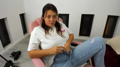 dayana online show from October 2025 03:37:02 AM