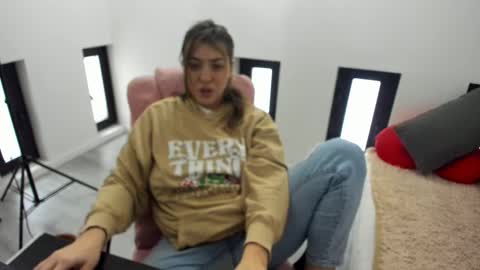 dayana online show from February 2026 06:25:02 AM