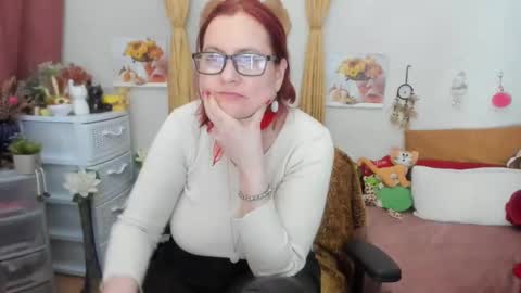 Dyanne online show from December 2024 11:14:02 PM