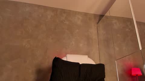 Dylan online show from December 2025 11:19:01 AM