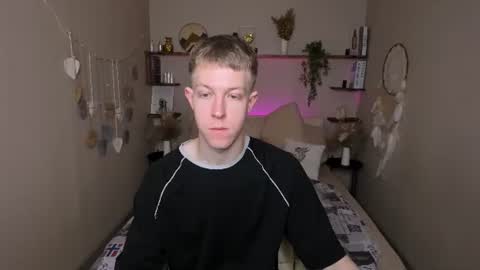 Snapshot of dylan_norton chatting on June 2026 10:34:01 AM Dylan online show from June 2026 10:34:01 AM