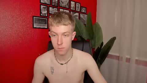 Snapshot of dylan_norton chatting on June 2026 10:21:01 AM Dylan online show from June 2026 10:21:01 AM