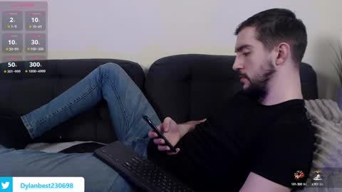 Dylan online show from February 2025 12:38:02 AM