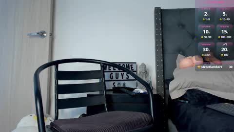 dylan_wolf98 online show from February 2025 09:29:02 PM