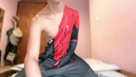 Snapshot of dylannewell chatting on October 2025 09:43:02 AM dylannewell online show from October 2025 09:43:02 AM