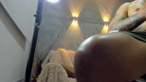 D Y L A N online show from December 2024 12:25:01 AM