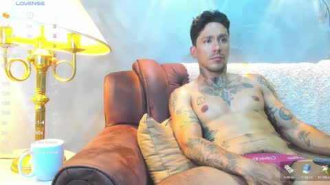 D Y L A N online show from January 2025 01:41:02 PM