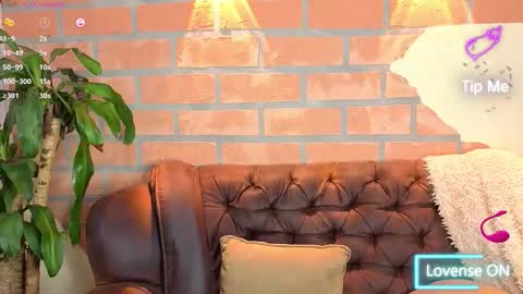 D Y L A N online show from October 2025 12:57:01 AM