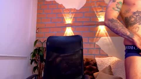 D Y L A N online show from February 2026 02:28:01 AM