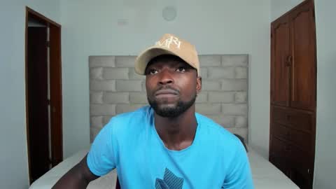 Dylan Taylor online show from November 2025 12:11:02 PM