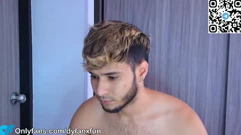 Snapshot of dylanxfun chatting on October 2025 06:17:02 PM dylanxfun online show from October 2025 06:17:02 PM