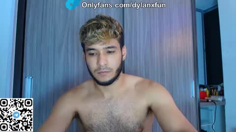 Snapshot of dylanxfun chatting on October 2025 12:31:01 AM dylanxfun online show from October 2025 12:31:01 AM