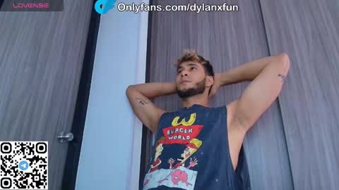 Snapshot of dylanxfun chatting on November 2025 08:08:01 PM dylanxfun online show from November 2025 08:08:01 PM