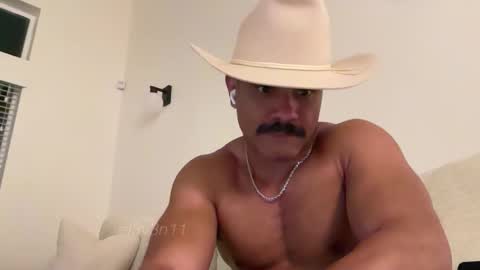 Snapshot of e13ven11 chatting on November 2025 03:07:01 AM Formally known as Virus of Life online show from November 2025 03:07:01 AM