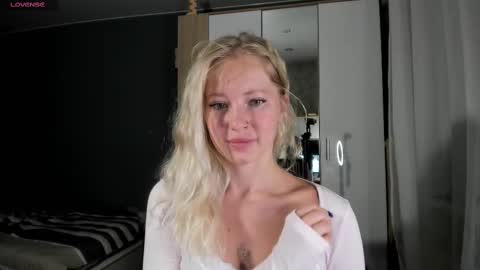 fansly - yourbestbaby online show from March 2025 04:13:01 AM