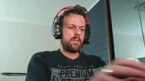 Snapshot of eaglecrm chatting on November 2025 12:33:02 PM eaglecrm online show from November 2025 12:33:02 PM