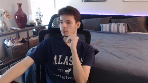 Alex online show from October 2025 08:50:02 PM