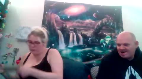 eandr6446 online show from November 2025 05:33:01 AM