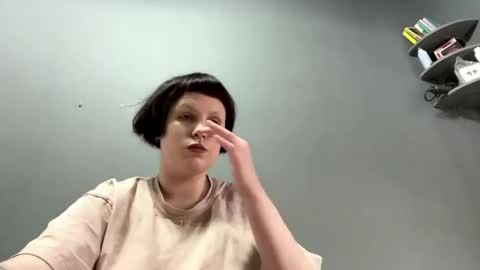 Snapshot of earthascritchfield chatting on May 2026 02:00:02 PM Rina online show from May 2026 02:00:02 PM