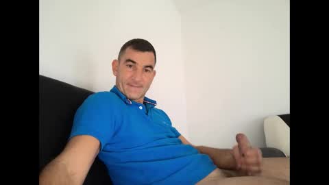 Andrew online show from October 2025 02:40:02 PM