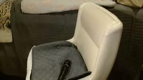 Six online show from February 2025 06:13:02 PM