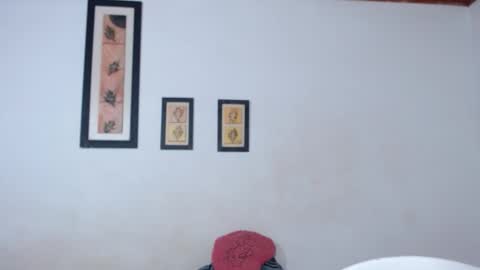 Laraand Drake online show from October 2025 08:03:01 AM