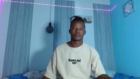 Chris Palaz  online show from November 2025 07:19:02 PM