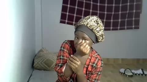 Queen online show from March 2026 12:32:02 AM