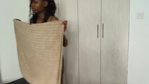 Snapshot of ebony_angelina chatting on November 2025 07:12:01 PM Angelina online show from November 2025 07:12:01 PM