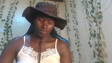 Snapshot of ebony_choco2 chatting on January 2025 06:59:02 PM ebony choco2 online show from January 2025 06:59:02 PM